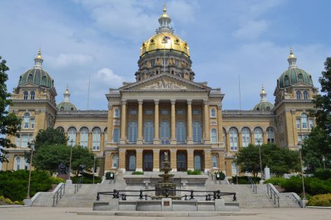 The Iowa State House, located in Des Moines, Iowa, is where those elected do much of their work

This file is licensed under the Creative Commons Attribution-Share Alike 3.0 Unported license.